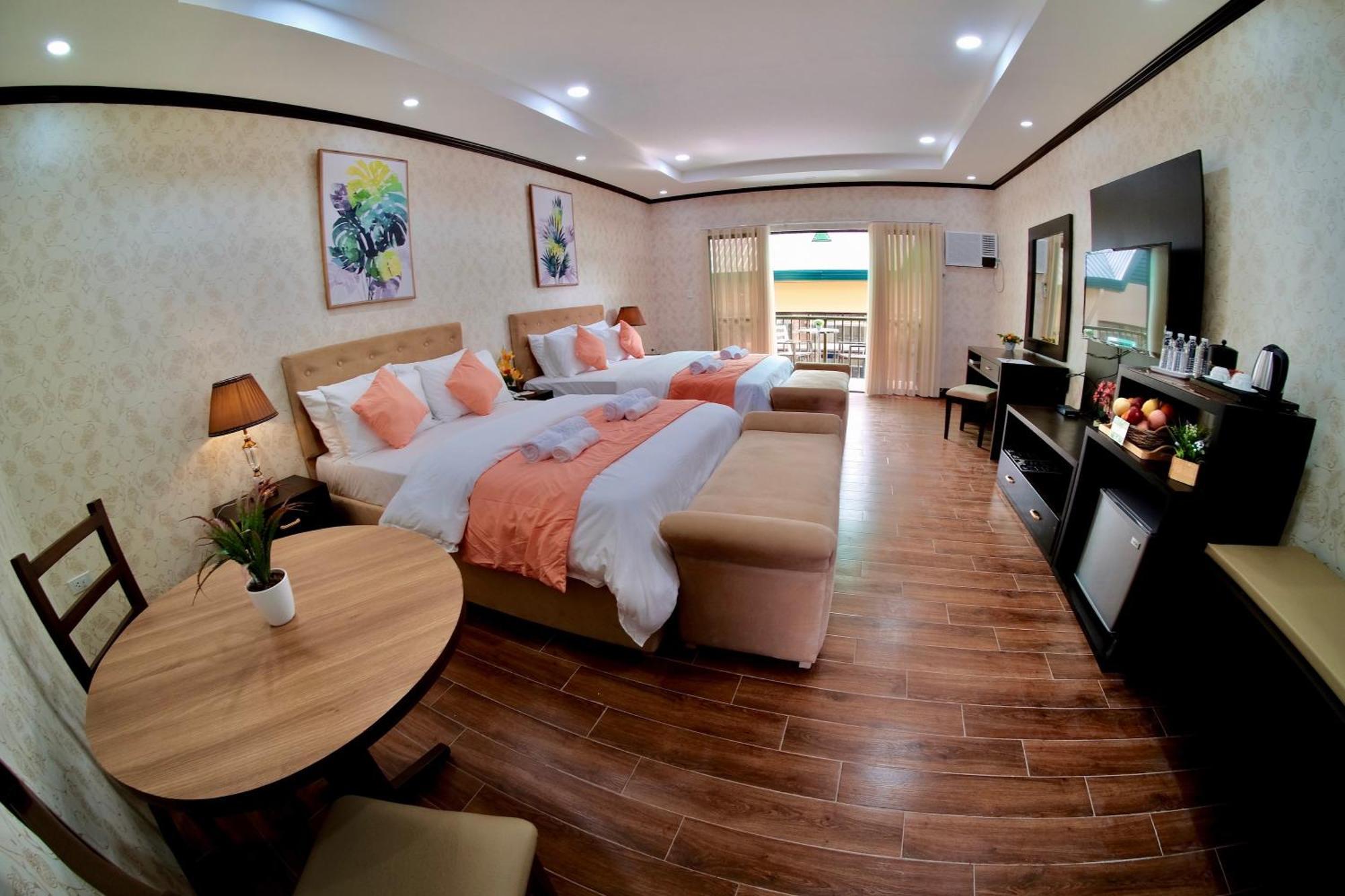 โรงแรมลุยซิตา เซ็นทรัล พาร์ค Tarlac City ห้อง รูปภาพ