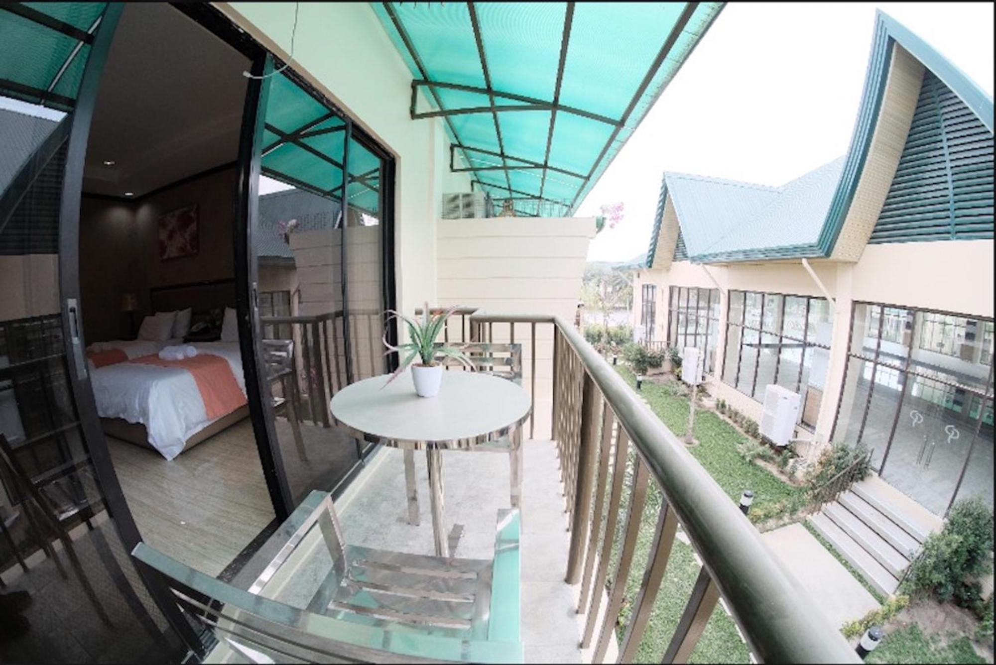 โรงแรมลุยซิตา เซ็นทรัล พาร์ค Tarlac City ห้อง รูปภาพ