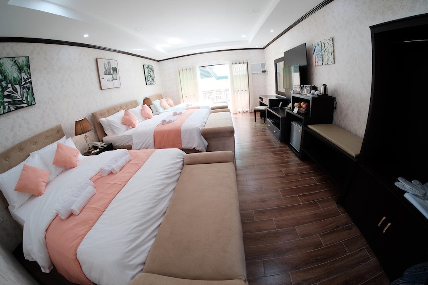 โรงแรมลุยซิตา เซ็นทรัล พาร์ค Tarlac City ห้อง รูปภาพ